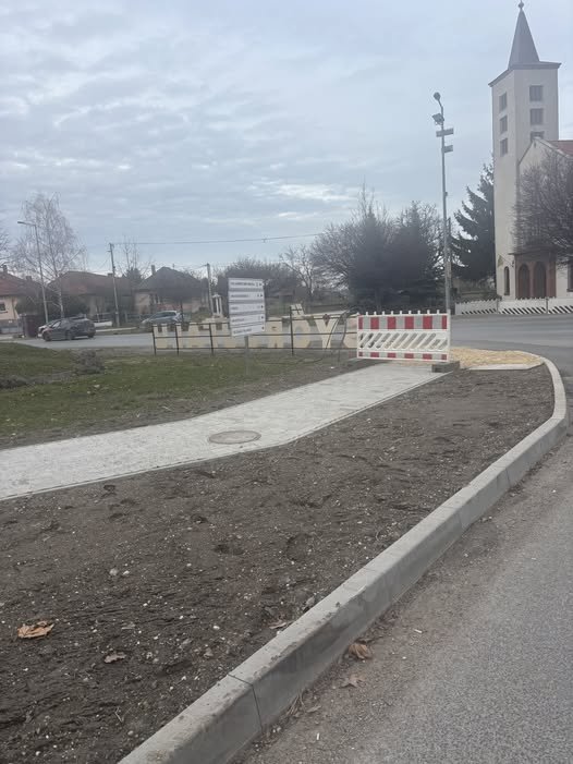 c4fcec90 c9c9 4747 aa14 227b66f703c7